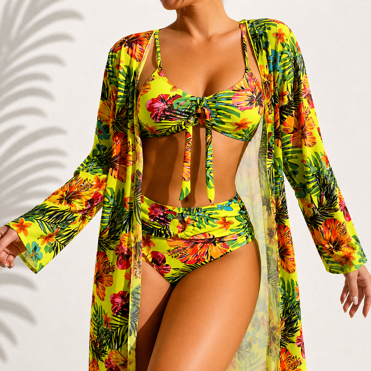 NEW ELARES | Elegante bikini de tres piezas «Maria» con estampado tropical